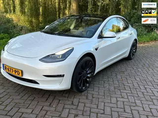 Tesla MODEL 3 Performance 513 pk Carplay ,autopilot 1 Eig. 32000 km b.j. 3-2021 20"lm sfeerverl. velgen ,spoile