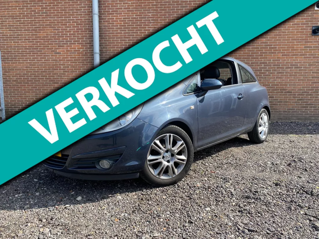 Opel Corsa 1.4-16V Cosmo,LM,Airco,CruiseControle,Trekhaak,Rijdt Goed.