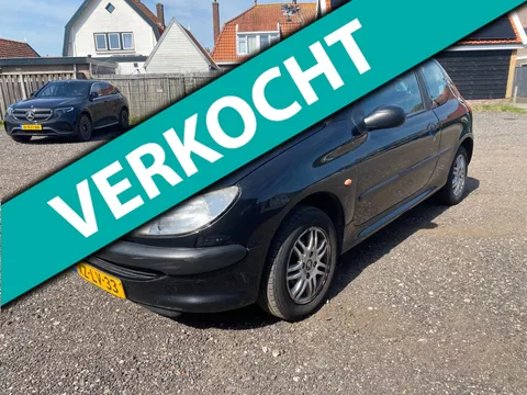 Peugeot 206 1.4 XR Stuurbekrachtiging AUX MP3 Velgen APK 12-2023 Rijdt Goed.