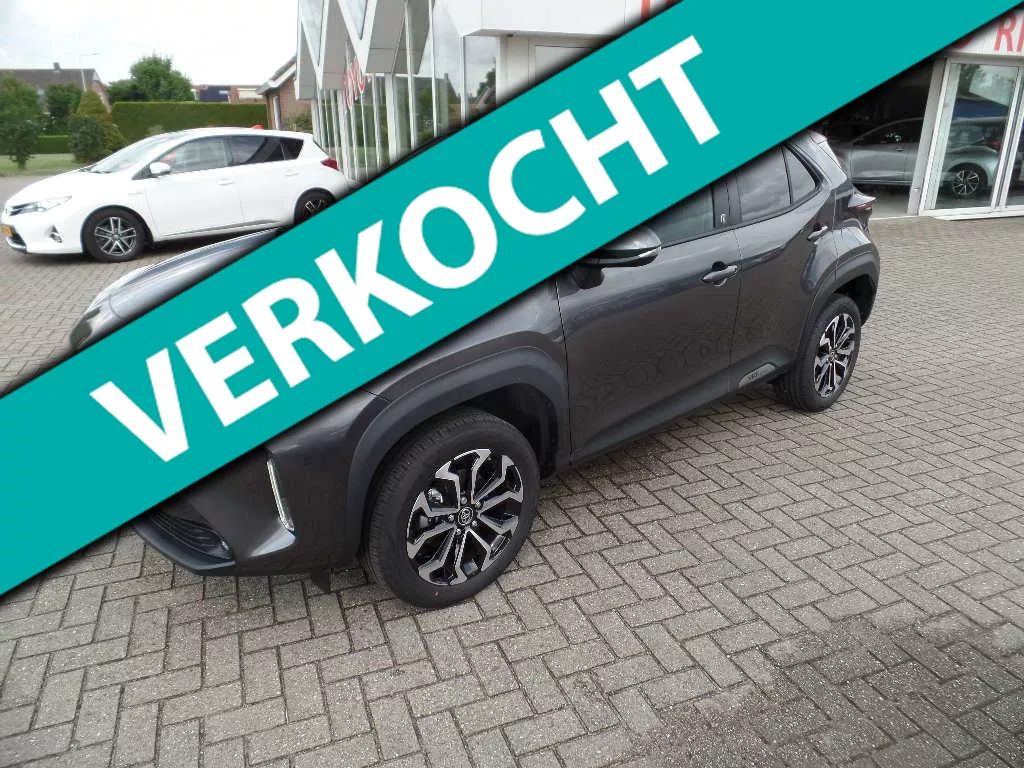 Toyota Yaris Cross 1.5 Hybrid Dynamic, Nieuw,navi, stoel/stuur verw