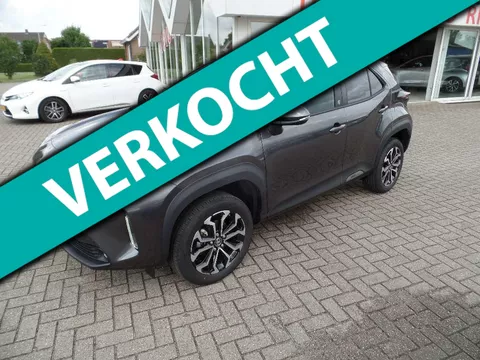 Toyota Yaris Cross 1.5 Hybrid Dynamic, Nieuw,navi, stoel/stuur verw