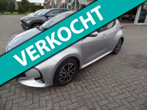 Toyota Yaris 1.5 Hybrid Dynamic nieuw, navi, appele carplay