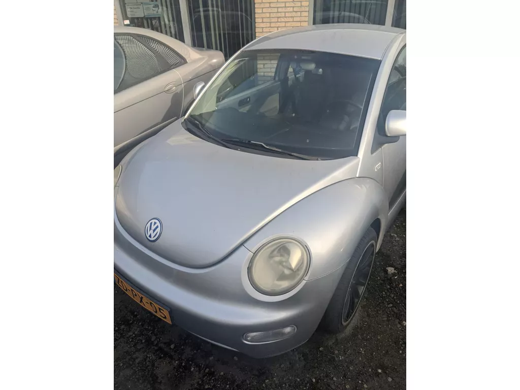 Volkswagen New Beetle 2.0 Highline