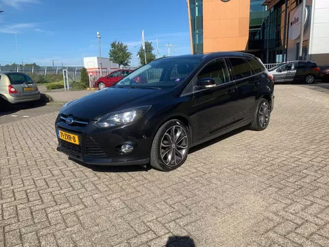 Ford Focus Wagon 1.6 EcoBoost Titanium Zwart 2013 Airco Navi