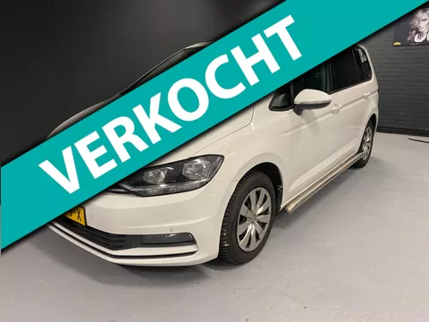 Volkswagen Touran 2.0 TDI SCR Parkeer Sen- Navi BJ DEC-2017 DSG Rijdt Goed !