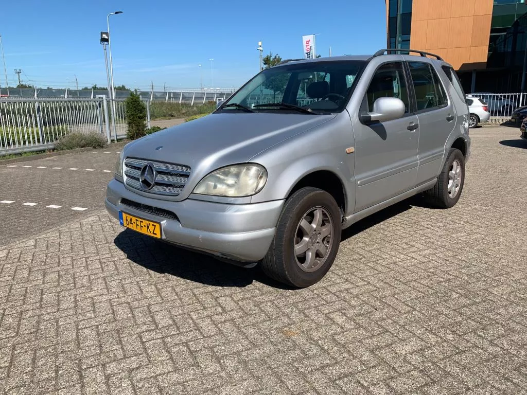 Mercedes-Benz M-klasse 320 Automaat Airco Cruise Leder NAP!
