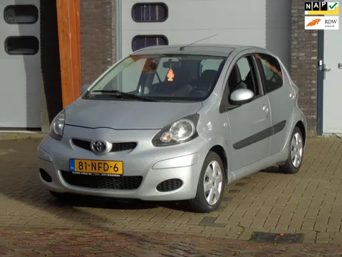 Toyota Aygo 1.0-12V Comfort Nwe Koppling Airco Stuurbekr Elektr Ramen