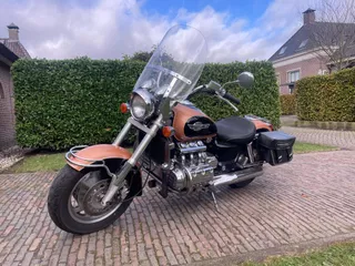 Honda Chopper F 6 C Valkyrie- FLAT SIX 1500 CC