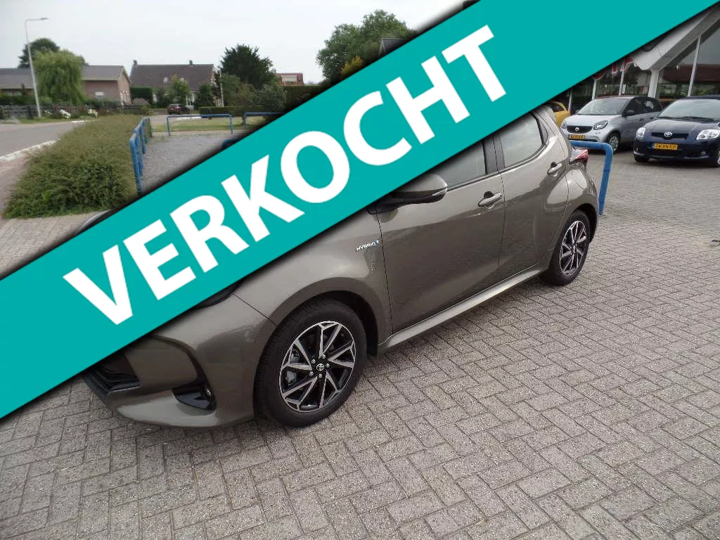 Toyota Yaris 1.5 Hybrid Dynamic Apple Carplay, stoelverw, Key-less