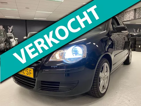 Volkswagen Polo 1.4-16V Comfortline,Automaat,Xenon verlichting,Lage Km,NAP,LM Velgen,Rijklaar.