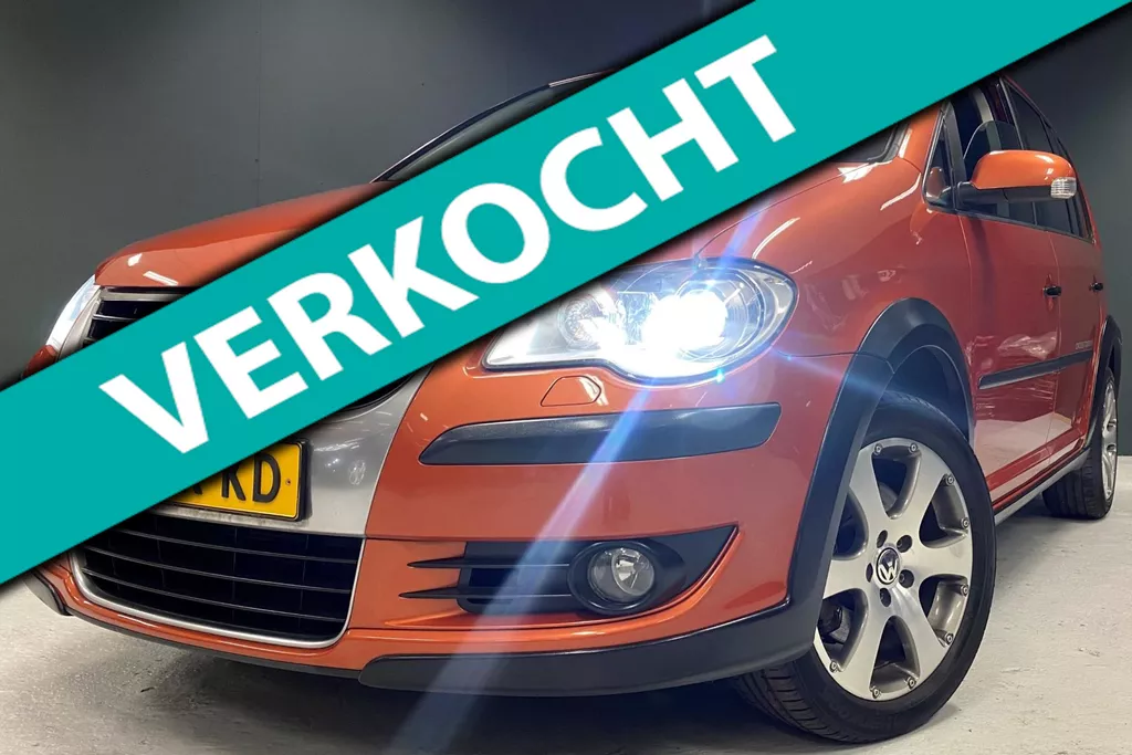 Volkswagen Touran 1.4 TSI Cross,DSG,7Persoon,NAP,Navi,Xenon,Rijklaar.