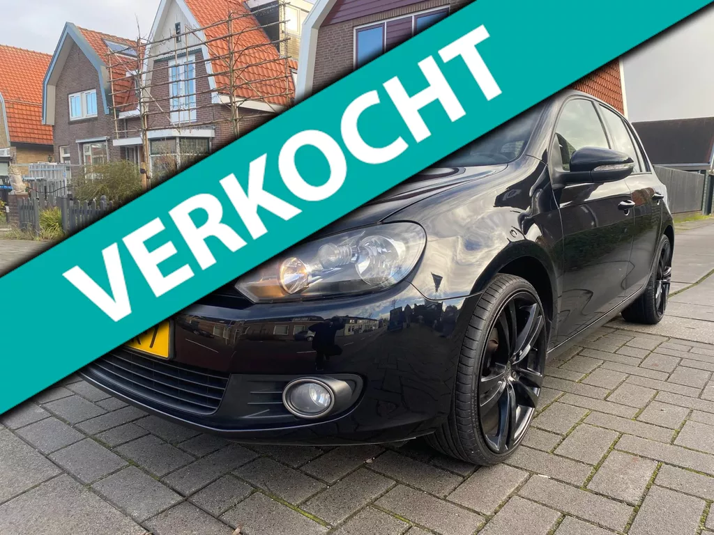 Volkswagen Golf 1.2 TSI Tour II BlueMotion,6BAK,NAVI,DVD,19 Inch,RIJKLAAR.