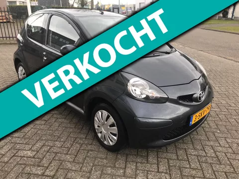 Toyota Aygo 1.0-12V [bj 2007] 5DRS (AIRCO+NW APK)