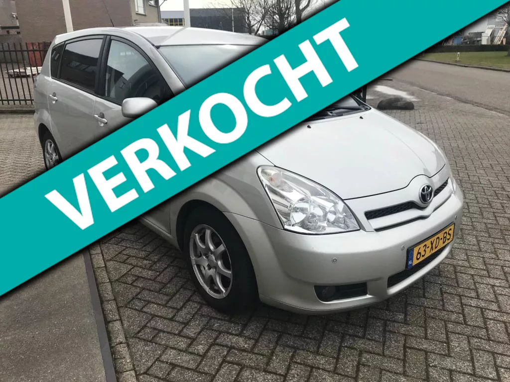 Toyota Verso 2.2 D-4D Dynamic [bj 2007] 5PERS/CLIMA/136 PK (EX BPM)