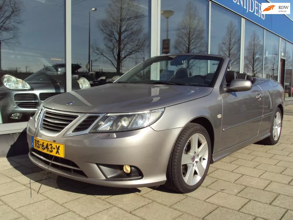 Saab 9-3 Cabrio 1.8t Vector Spring Edition - Saab specialist
