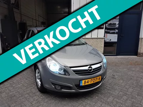 Opel Corsa 1.3 CDTi EcoFlex S/S '111' Edition Xenon verlichting