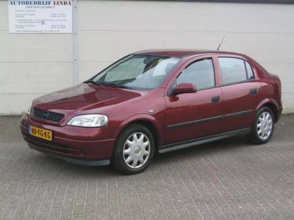 Opel Astra 1.6 Pearl (bj 2000) 5 DRS / AIRCO / TREKHAAK / NAP