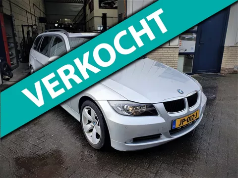 BMW 3-serie Touring 320i Panoramadak/Navi/Leer/Automaat