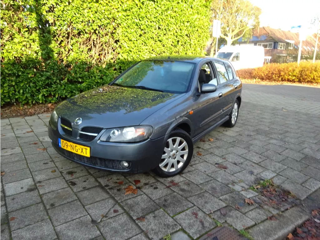 Nissan Almera 1.5 Tekna met APK