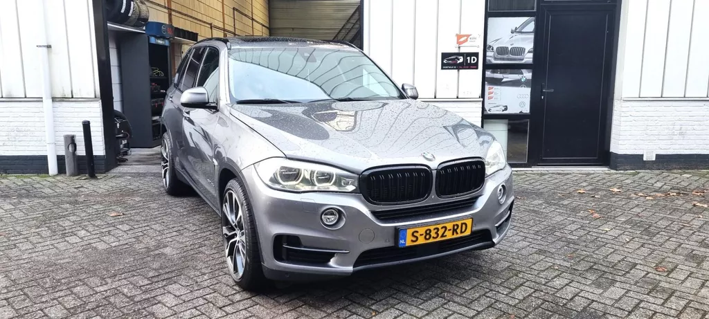 BMW X5 XDrive40e Panodak/ 21"Breedset/ Softclose