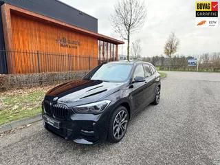 BMW X1 XDrive25e M-sport, incl. BTW, panorama, trekhaak, H&K