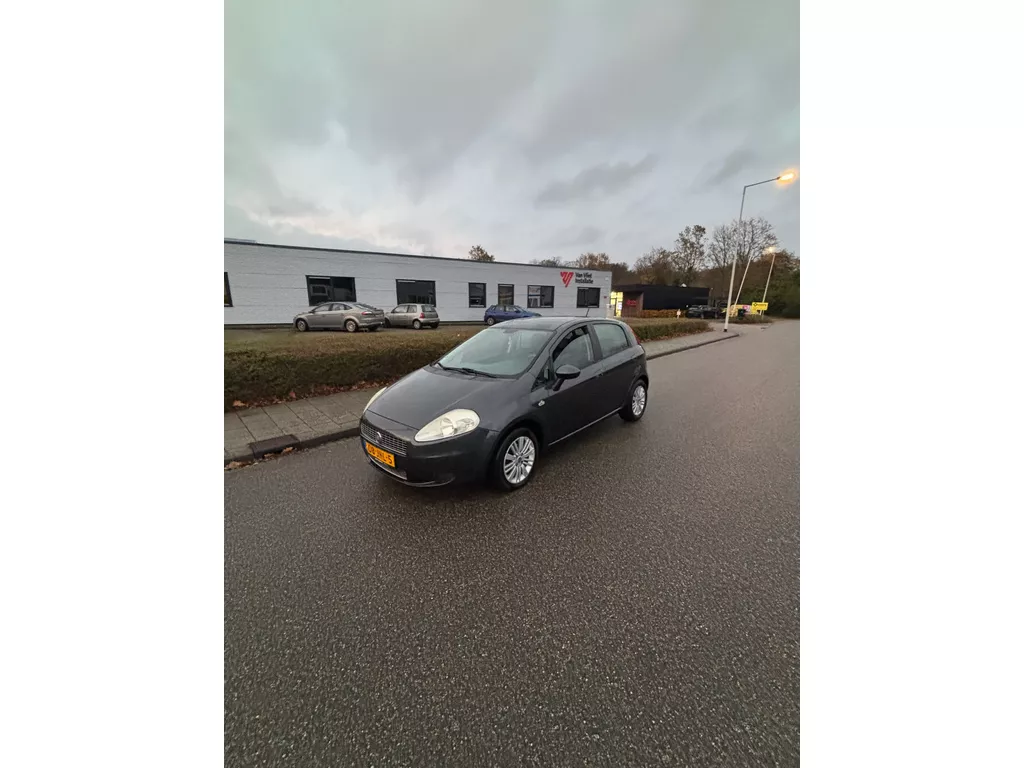 Fiat Grande Punto 1.4 Edizione Lusso 5-deurs AIRCO