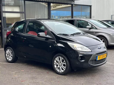 Ford Ka 1.2 Trend Elektrische ramen// APK tot 28-11-2026/