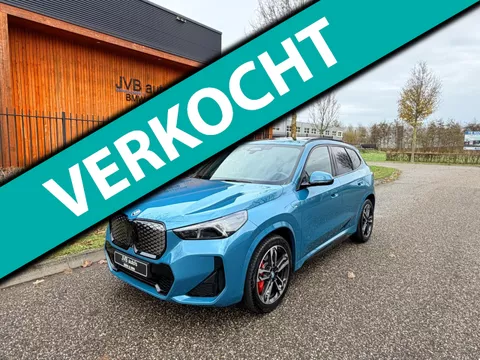 BMW IX1 XDrive30 67 kWh M-Sport PRO, H&K, panorama, trekhaak