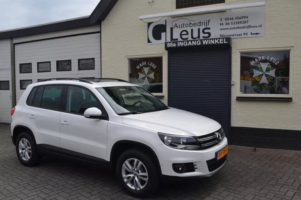 Volkswagen Tiguan 1.4 TSI Comfort&Design/Pano/Groot Navi/Trekhaak