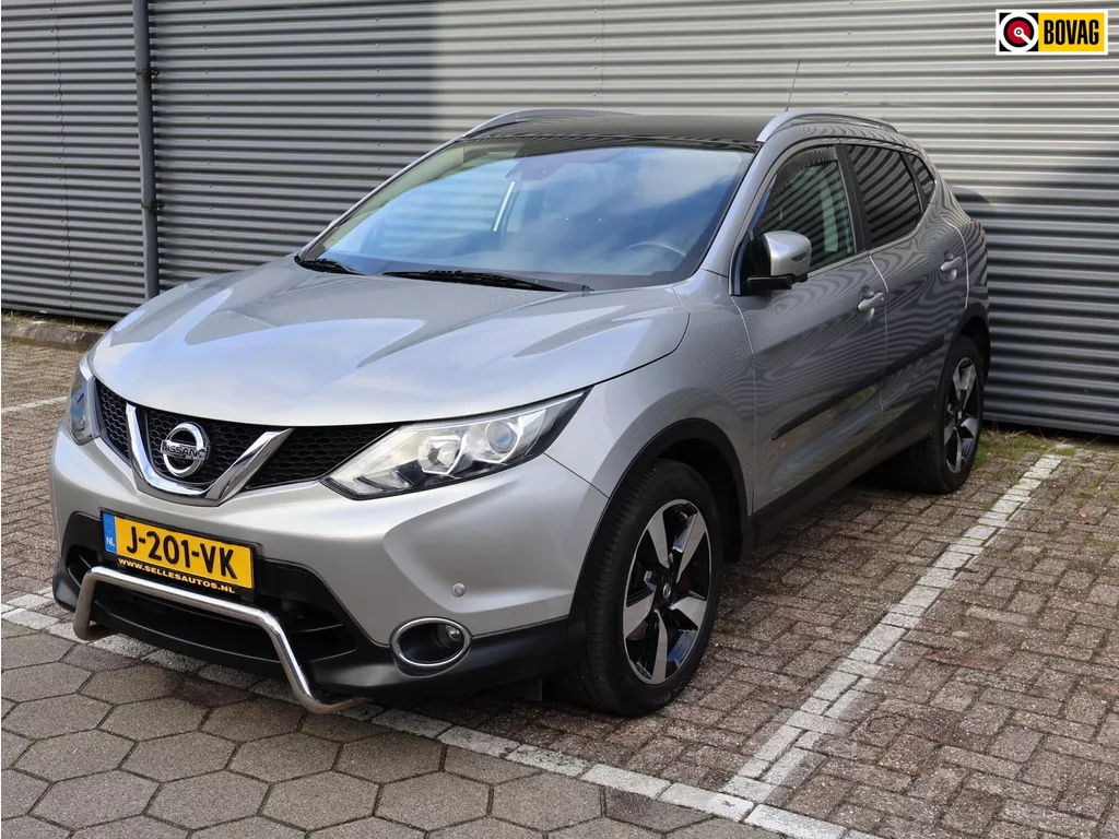 Nissan Qashqai 1.2 Tekna 360 camera Pano Keyless APK Trekhaak Navi Cruise PDC