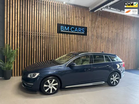 Volvo V60 2.4 D6 AWD Plug-In Hybrid Leer,Schuifdak,Xenon