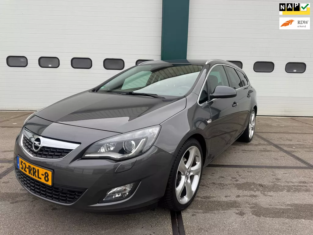 Opel Astra Sports Tourer 1.4 Turbo Cosmo