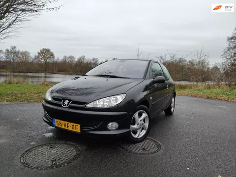 Peugeot 206 1.6-16V Griffe | APK 18-06-2026 |