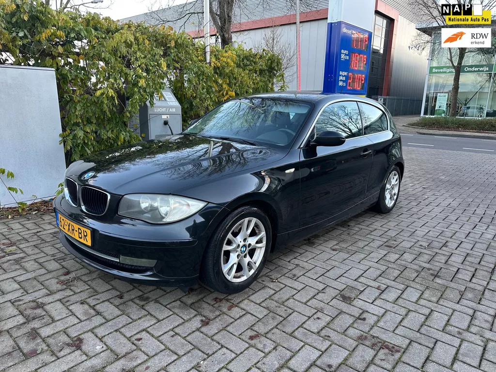 BMW 1-serie 118i Business Line prachtige auto