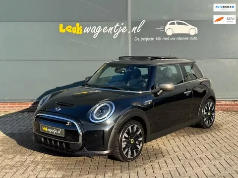 Mini Mini Electric Yours 33 kWh *pano *carplay *camera *leer