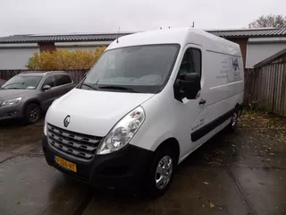 Renault Master renault masterT33 2.3 dCi L2H2 Générique DC airco