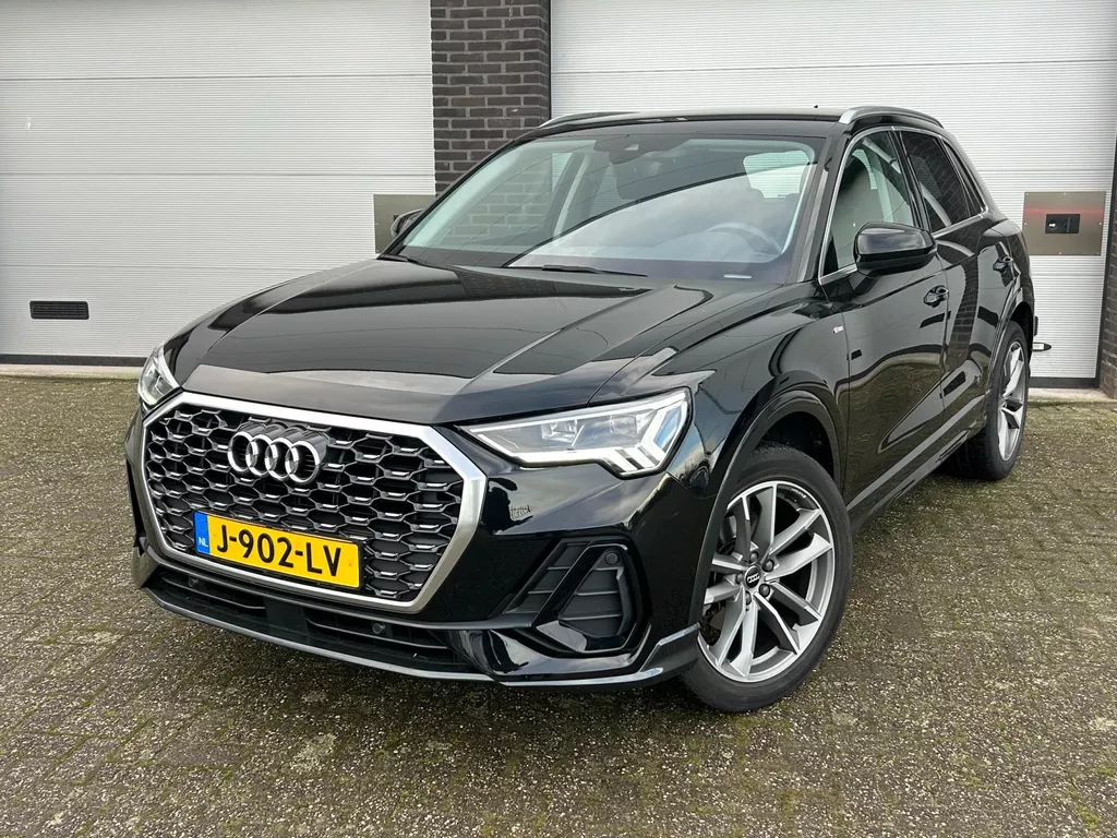 Audi Q3 35 TFSI Pro Line business