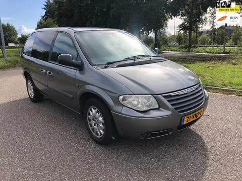 Chrysler Ram Van 2.8 CRD VoyagerAirco Cruisecontrol Navigatie Motor Slecht