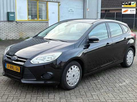 Ford Focus 1.6 TDCI 105 PK 6 BAK Bj 2014 ECOnetic 1e Eig 5 Deurs Heel Weinig Km,s 72.801 Airco Navi Pdc Cruise Control Elec.Pakket