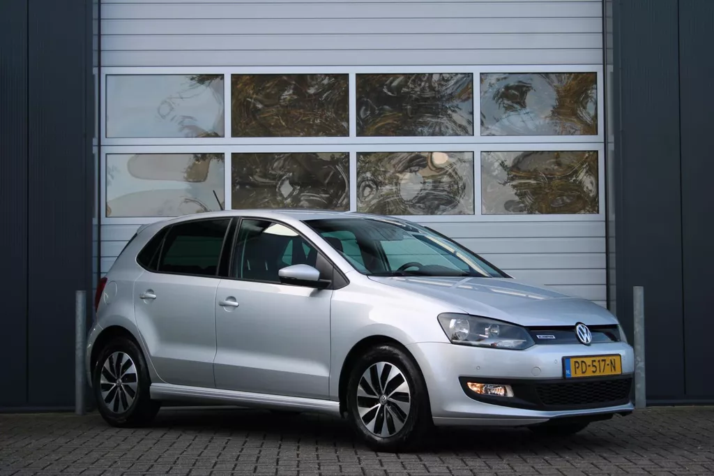 Volkswagen Polo 1.0 BlueMotion Edition 5-Deurs Airco/Cruise/Navi/Bluetooth/PDCv+a/Elek.Ramen/RadioCD.AUX.USB/15"LM/Dealeronderhoud