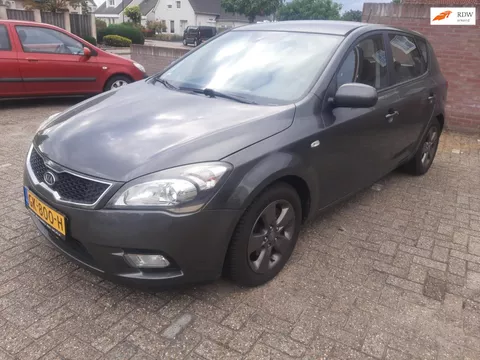 Kia Cee'd 1.4 CVVT X-pect