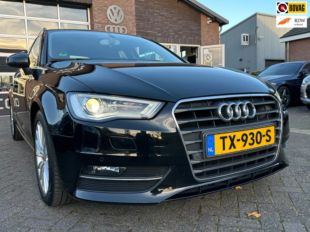 Audi A3 Sportback 1.4 TFSI Ambition Pro Line S Automaat. Leder. Clima. Panodak.