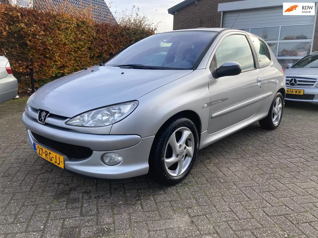 Peugeot 206 1.4-16V Quiksilver Bj 2005 , Clima, APK TOT 29-10-2026 inruil is mogelijk