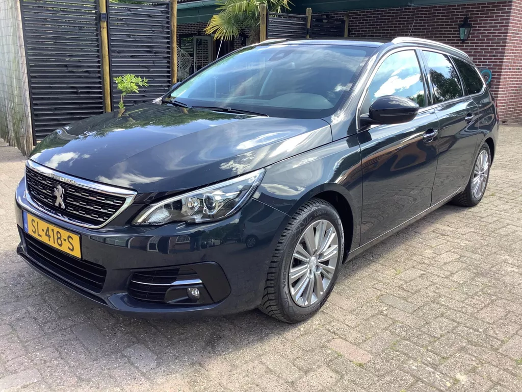 Peugeot 308 SW 1.2 PureTech Blue Lease Premium NIEUWE MOTOR met 26.000KM