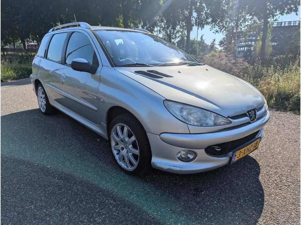 Peugeot 206 SW 1.6-16V Quiksilver Airco Benzine Radio/CD