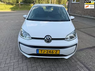 Volkswagen up! 1.0 BMT move up!