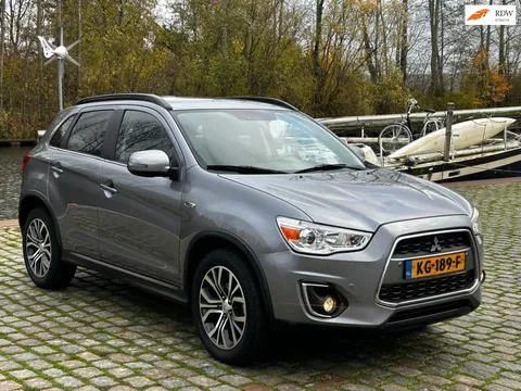 Mitsubishi ASX 1.6 Cleartec Intense 1e eigenaar dealer onderhouden achteruit camera navigatie cruis control parkeer sensor