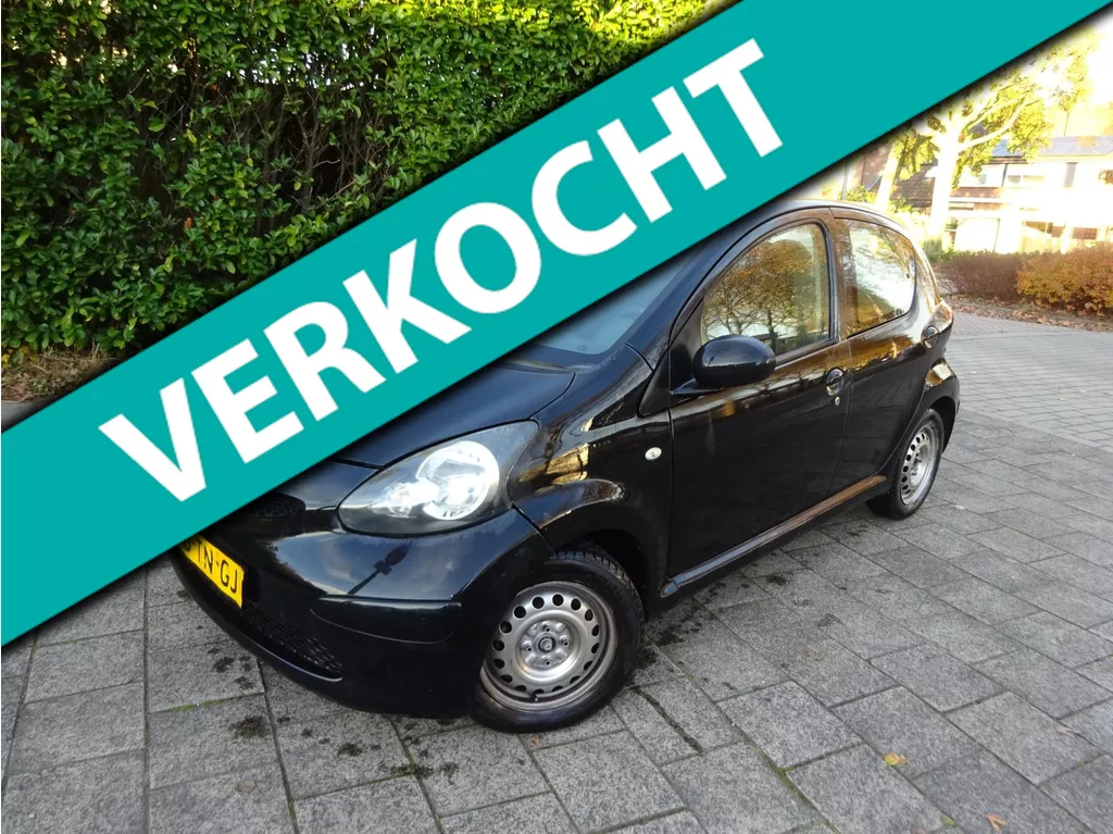 Toyota Aygo 1.0-12V MET JAAR APK