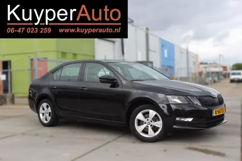 Skoda Octavia 1.5 TSI Greentech Sport Business automaat dsg multimedia trekhaak