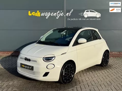 Fiat 500 e Icon 42 kWh *pano *camera *keyless *comfort *17"